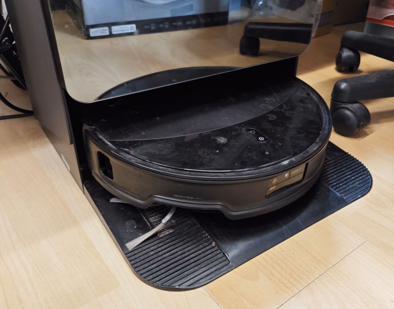 Roborock Saros 10R: Dlaczego pompa wody w stacji dokującej nie działa?